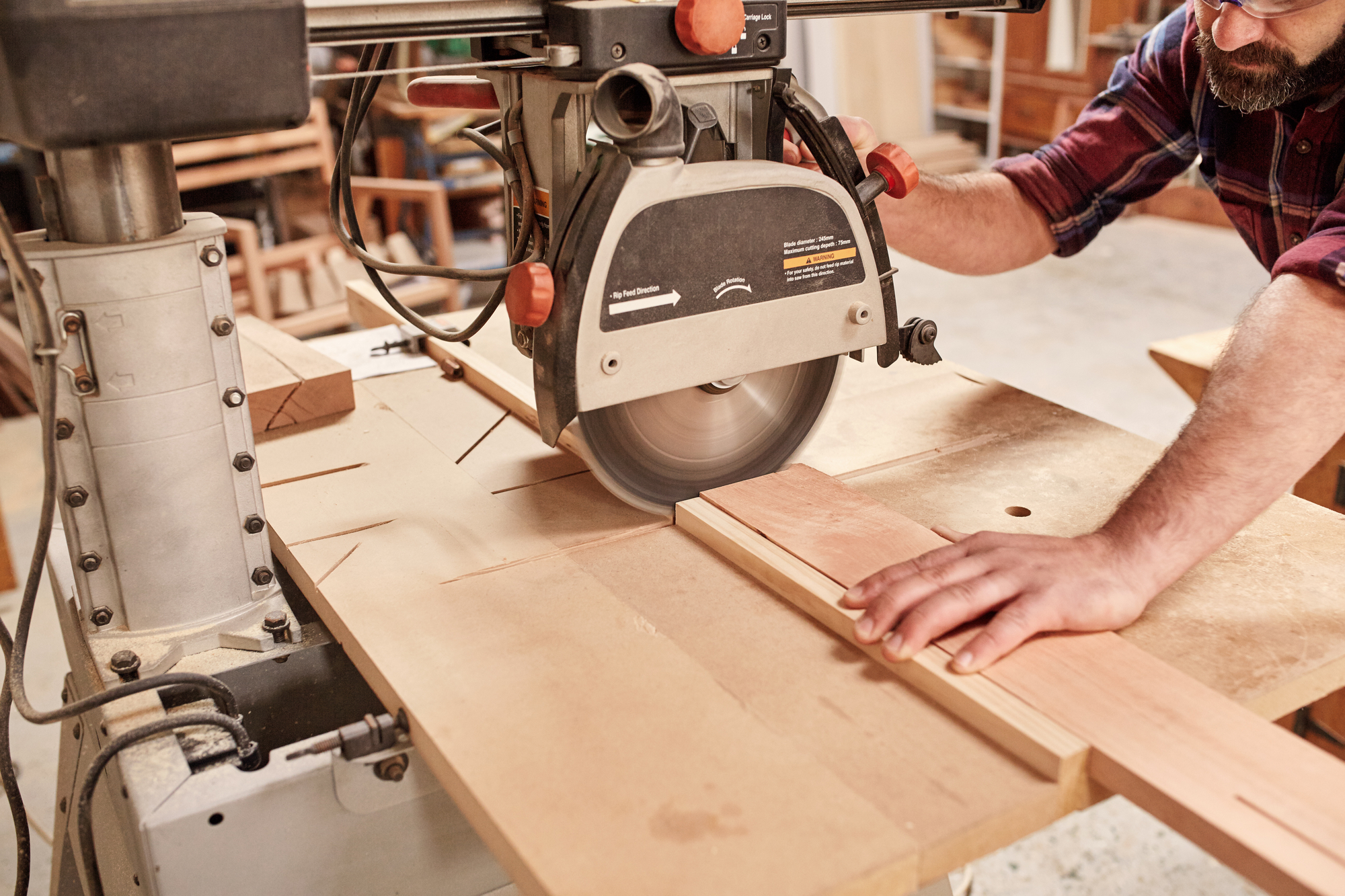 benefits of custom woodworking in renovations